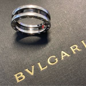 Bvlgari ring